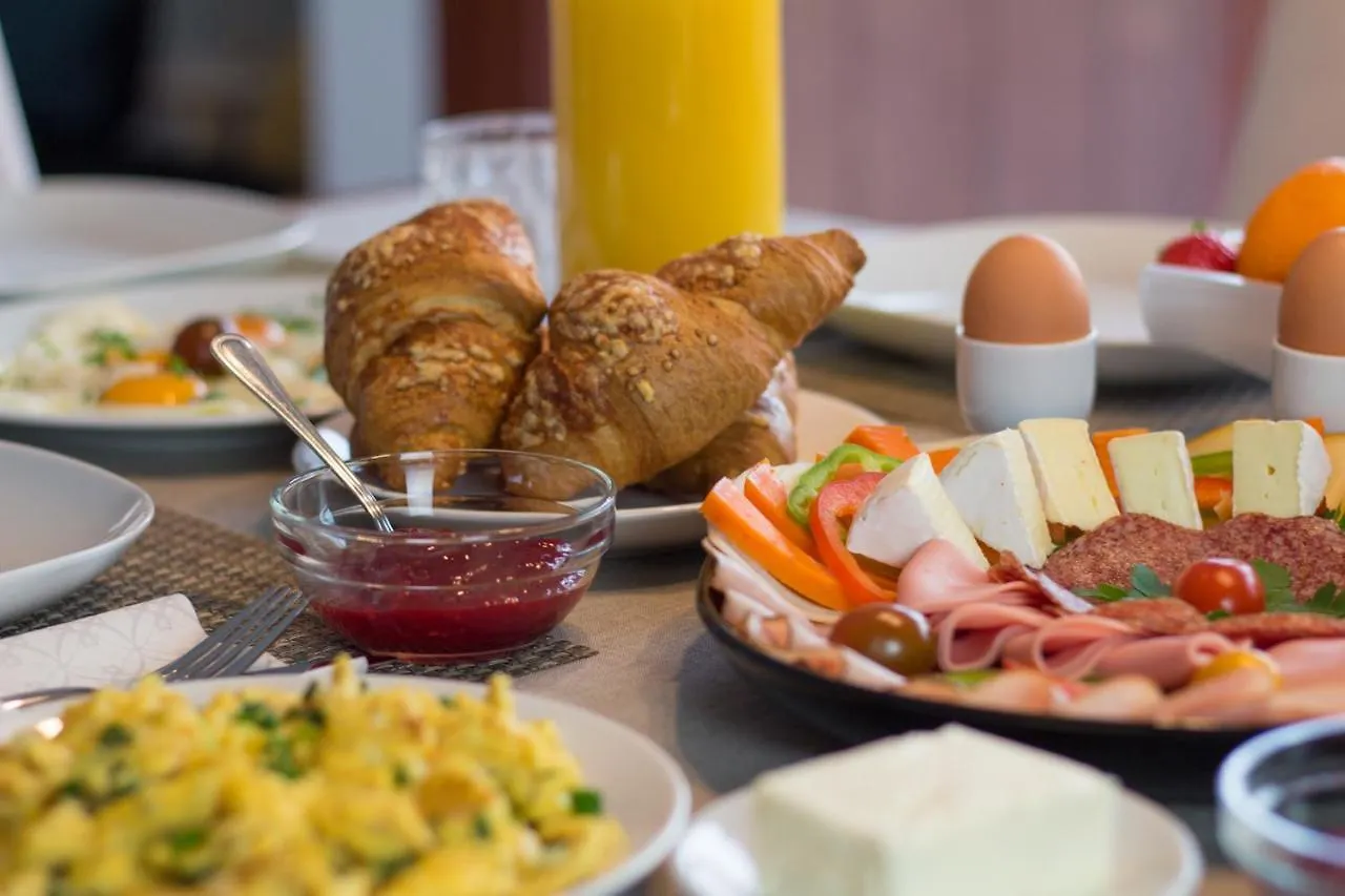 Artemisia Luxury Apartments Serenite Budapest 0*,  Hungría